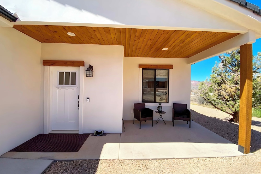 Stunning Red Rock Views! Kanab Home By Natl Parks