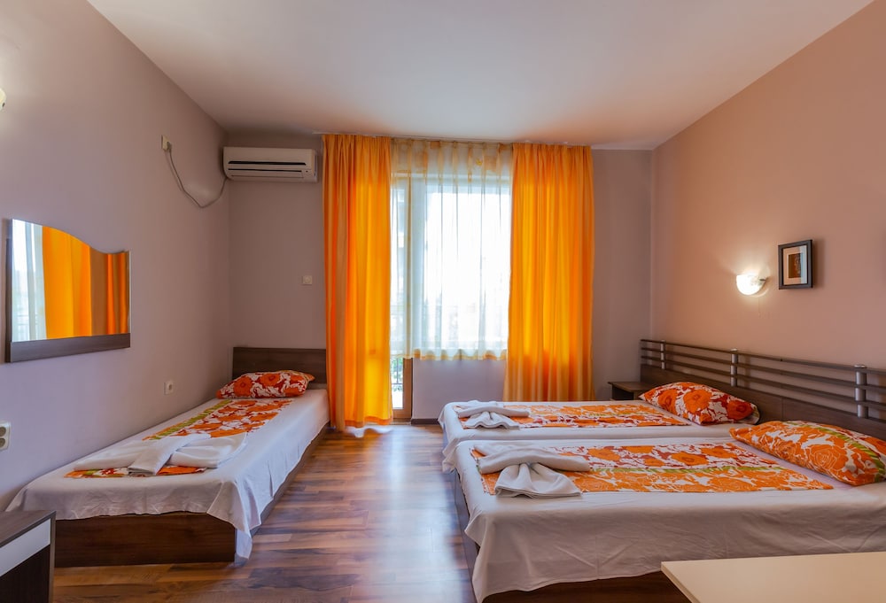 Double Room in Dafinka Guest House