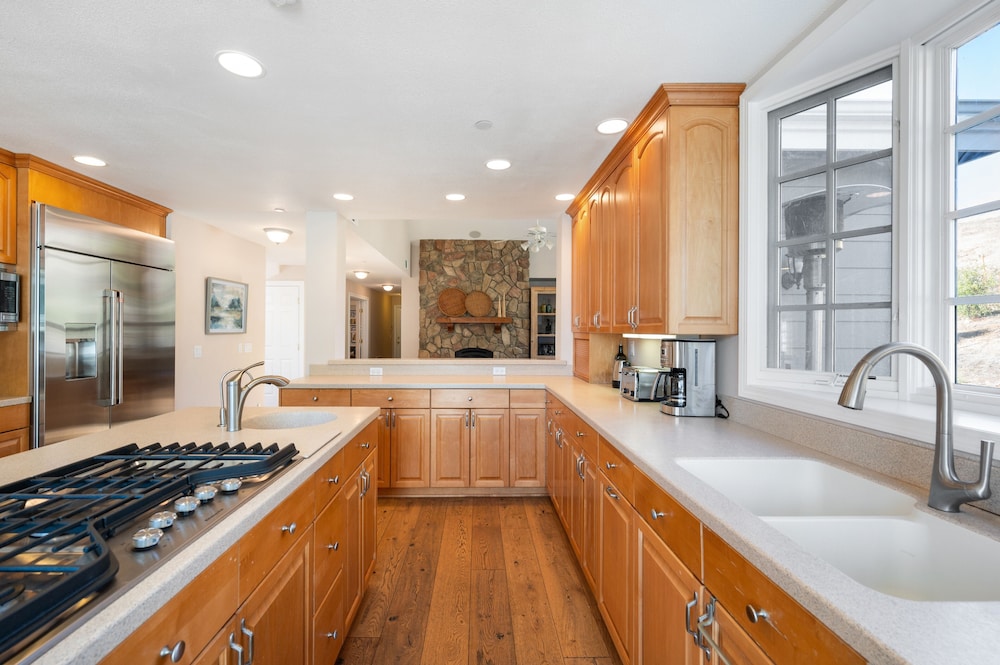 Serene Retreat In The Heart Of Slo 6 Bedroom Home by RedAwning