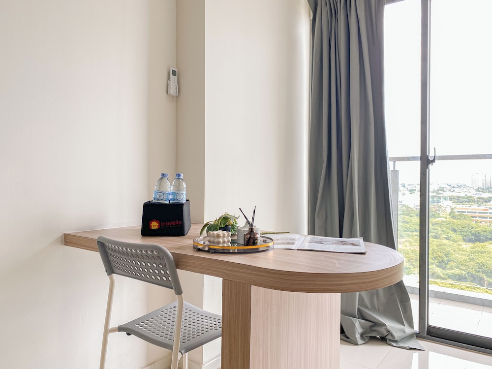 Scandinavian Minimalist 2Br Apartment At Daan Mogot City