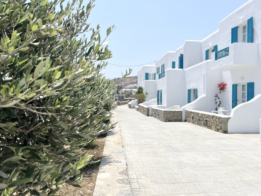 Cyclades Blue