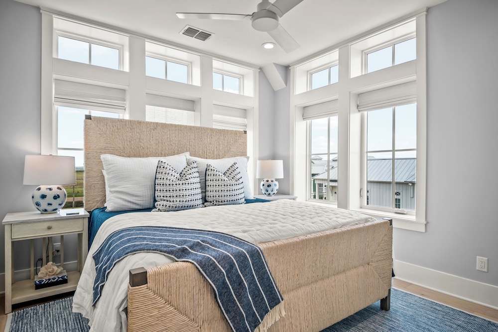 Coastal Reverie TC 6301