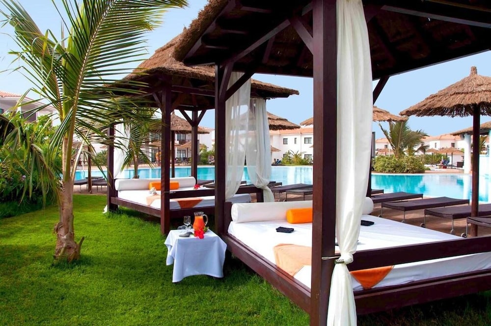 Tropical Paradise Retreat in Santa Maria