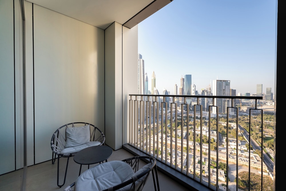 Downtown Views - Mint Stay