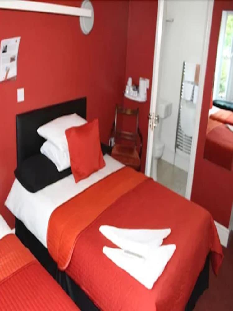 Elgano Guest House