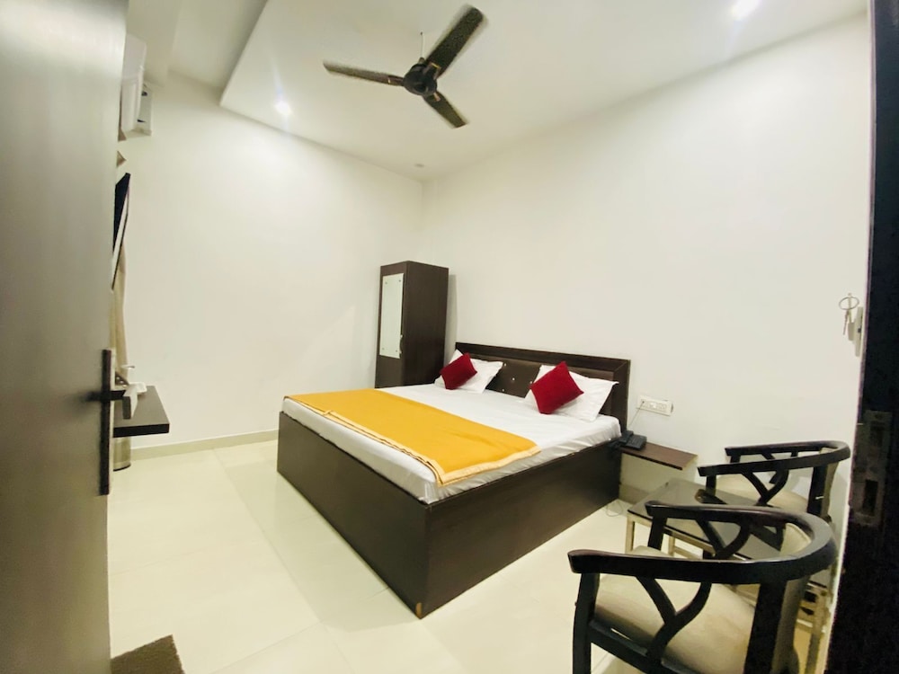 Hotel Star Karnal