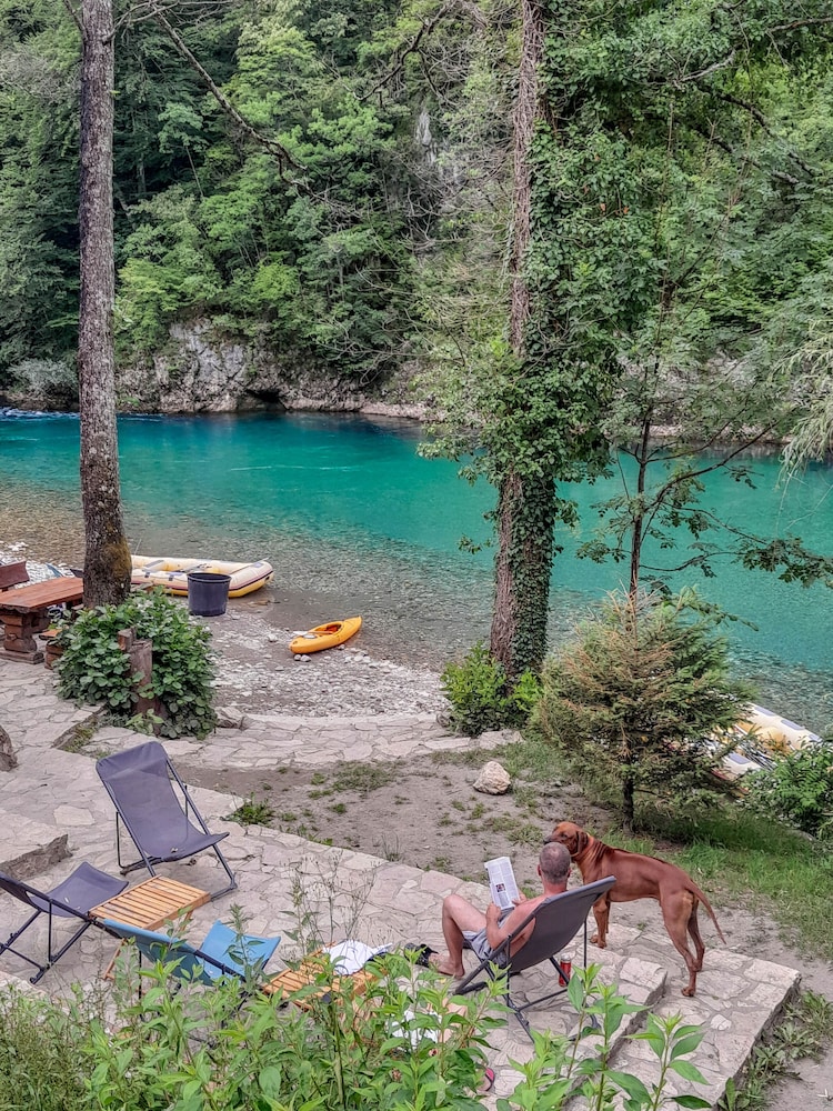 Rafting Camp Encijan