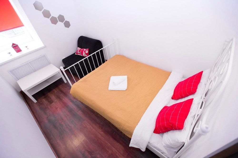 Fall in love hotel