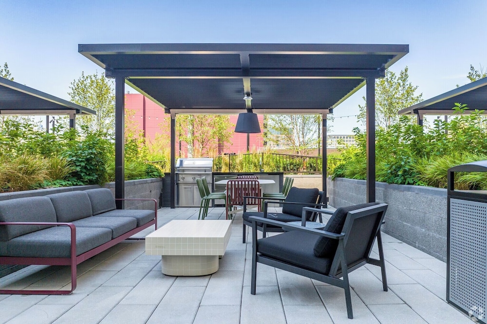 Luxury Apartments by Hyatus at Central Philly