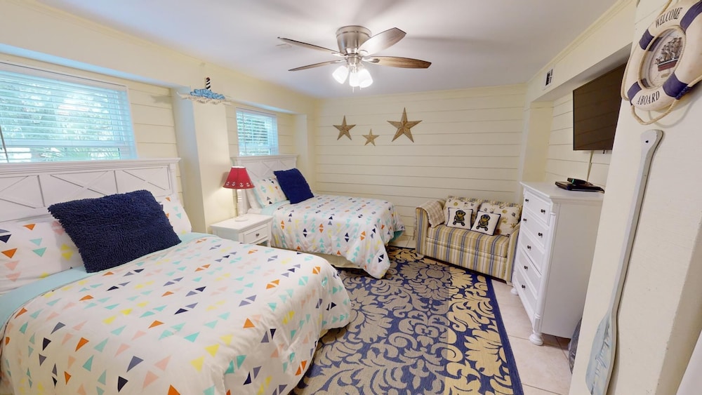 6 Waterside Walk by Tybee Vacation Rentals