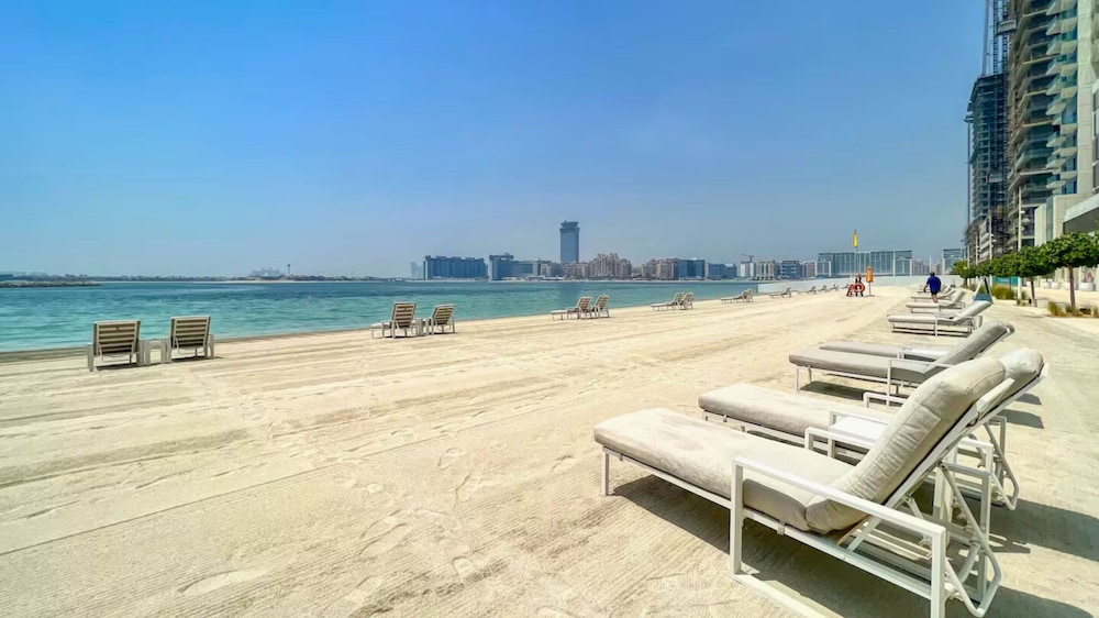 Beach Isle Residences- Emaar Beachfront