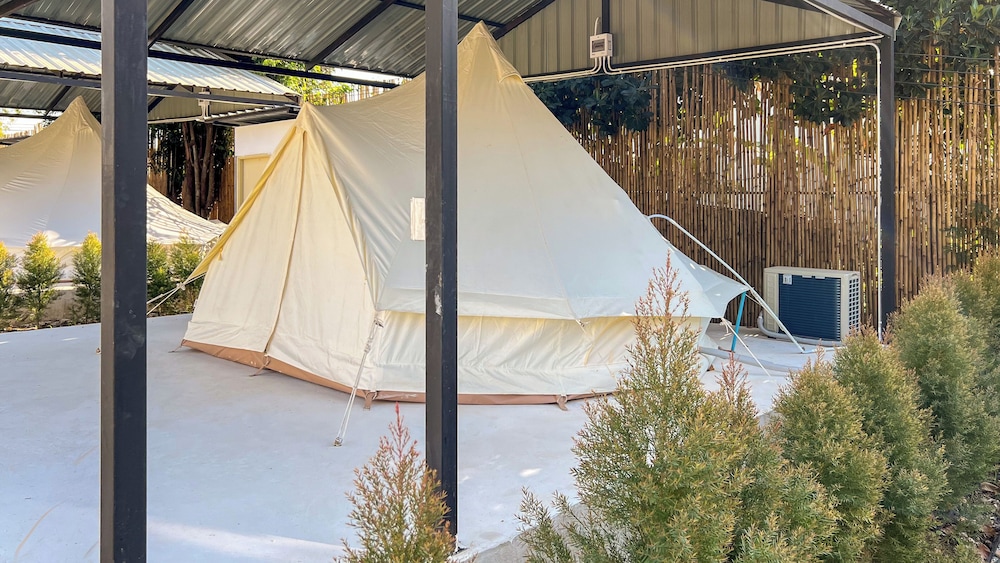 Camping Land