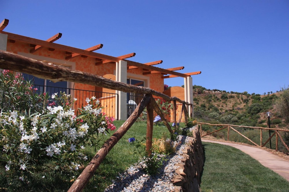 Photo 34