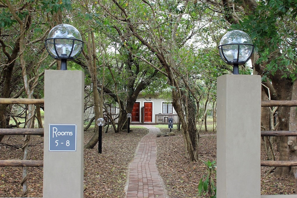 Emdoneni Lodge