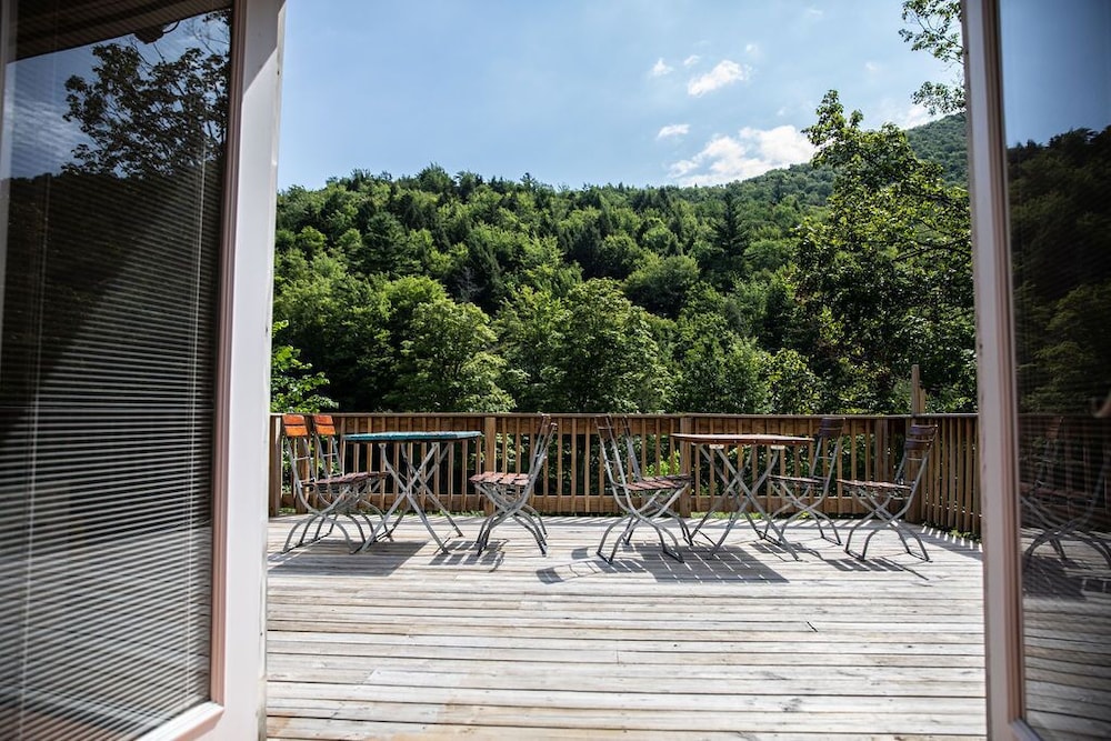 Clear River Inn