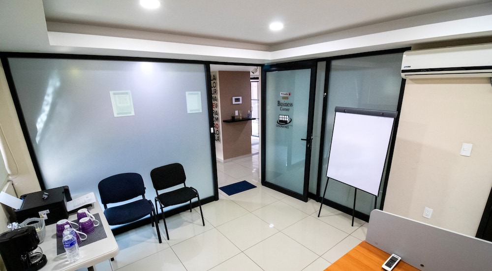 meeting & event spaces