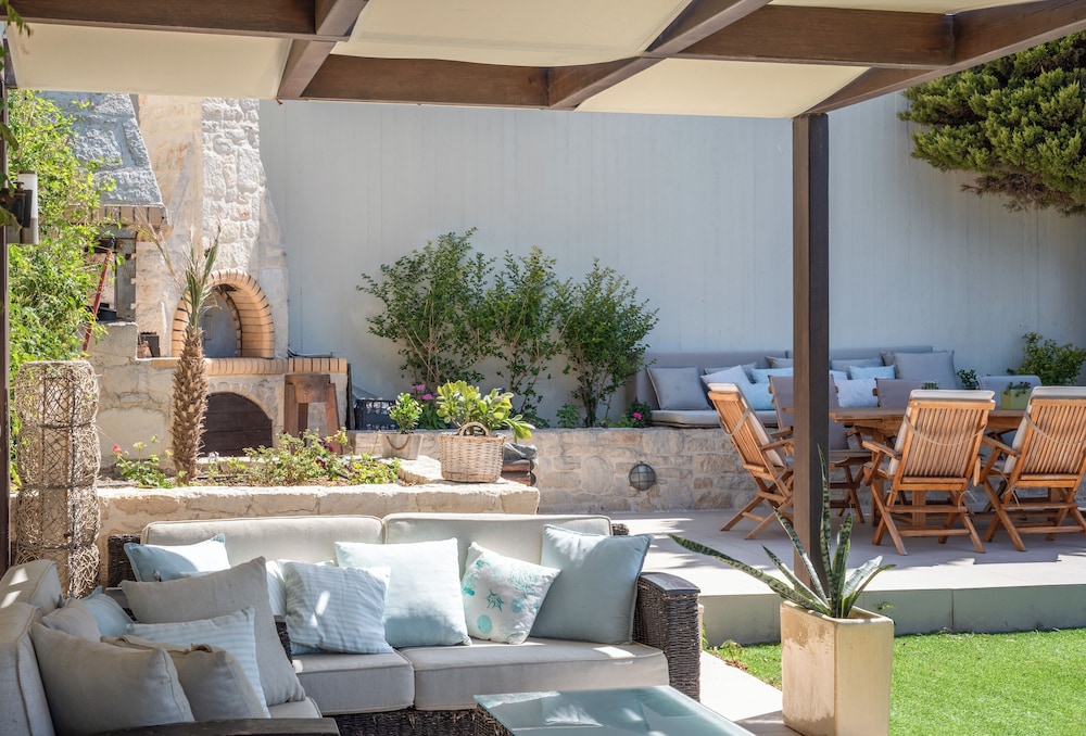 Caldera Blue Villa!!