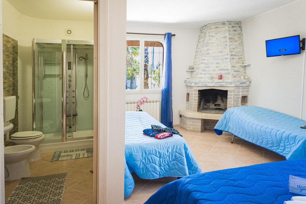 Villa El Capitano With Garden and Pool