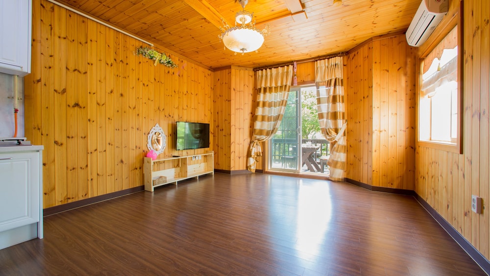 Muju Cherish Pension