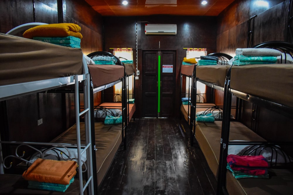 Love Station Hostel