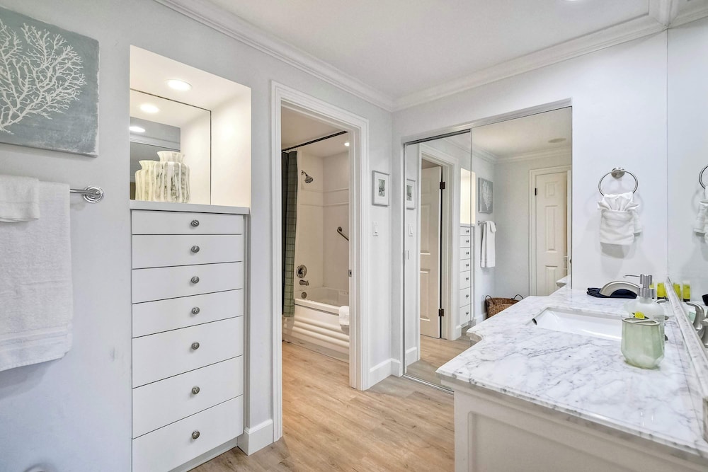 La Costa Gem - Condo for 3!