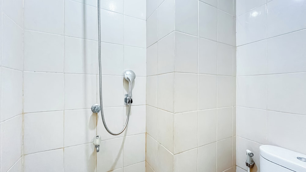 Nice And Cozy Studio Room Apartment Serpong Greenview