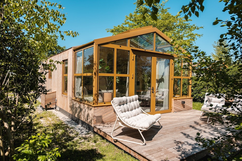 Holiday Home in Friesland With Greenhouse Charm