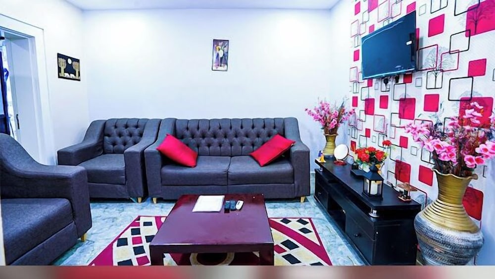 Crownbee Luxury Apartment