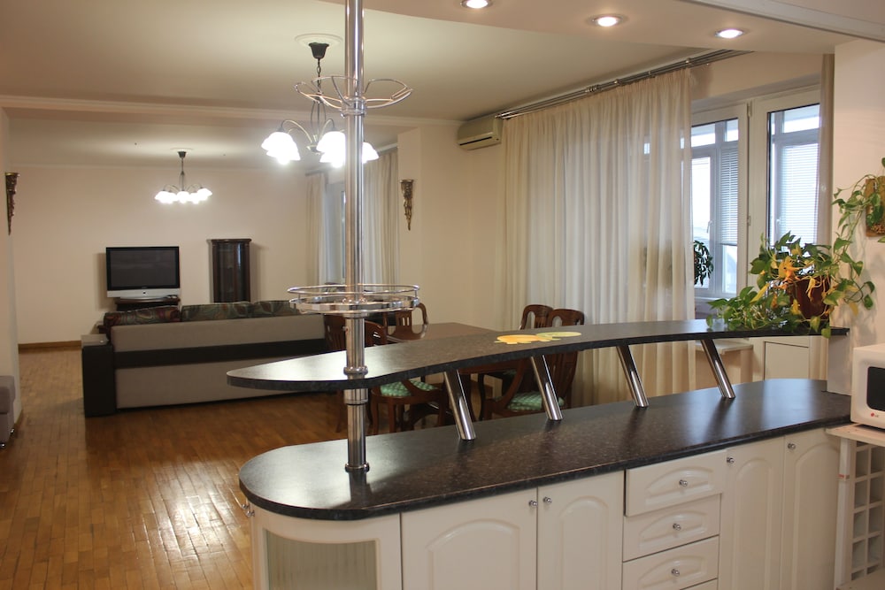 Kiev Accommodation Hotel Service