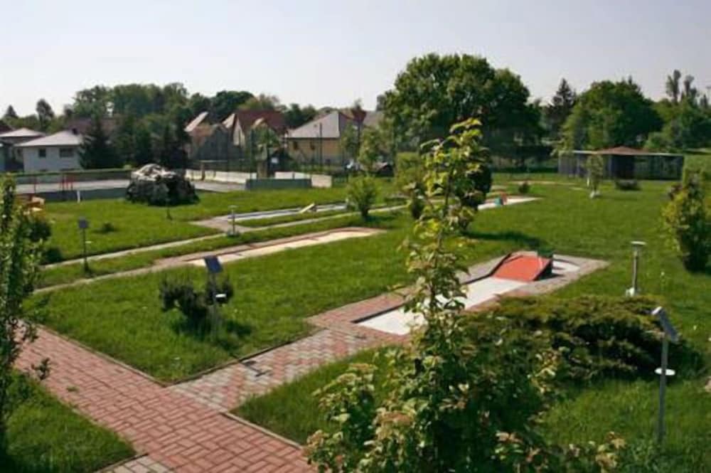 Restaurant - Pension Zum Aumatal view 5
