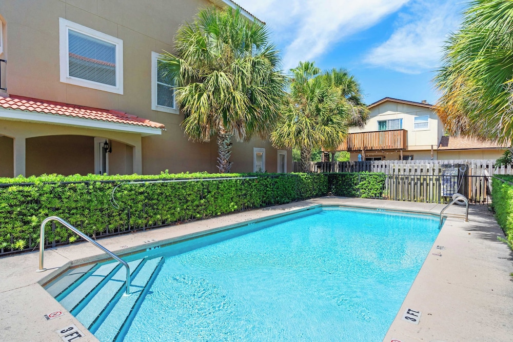 Southfields Retreat 4BR Getaway Near Laguna Beach, Carillon & Pier Park