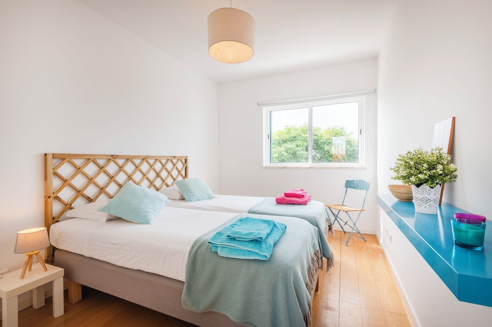 Sunny 5BR Villa at Prainha Club
