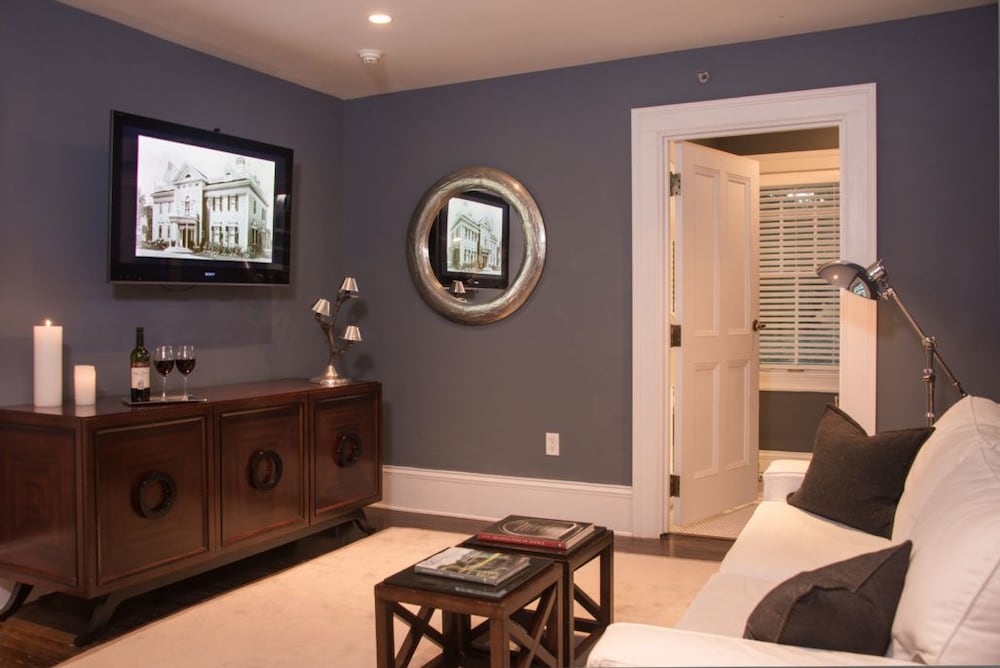 Lenox Vacations - Kemble Inn - Property Image 16