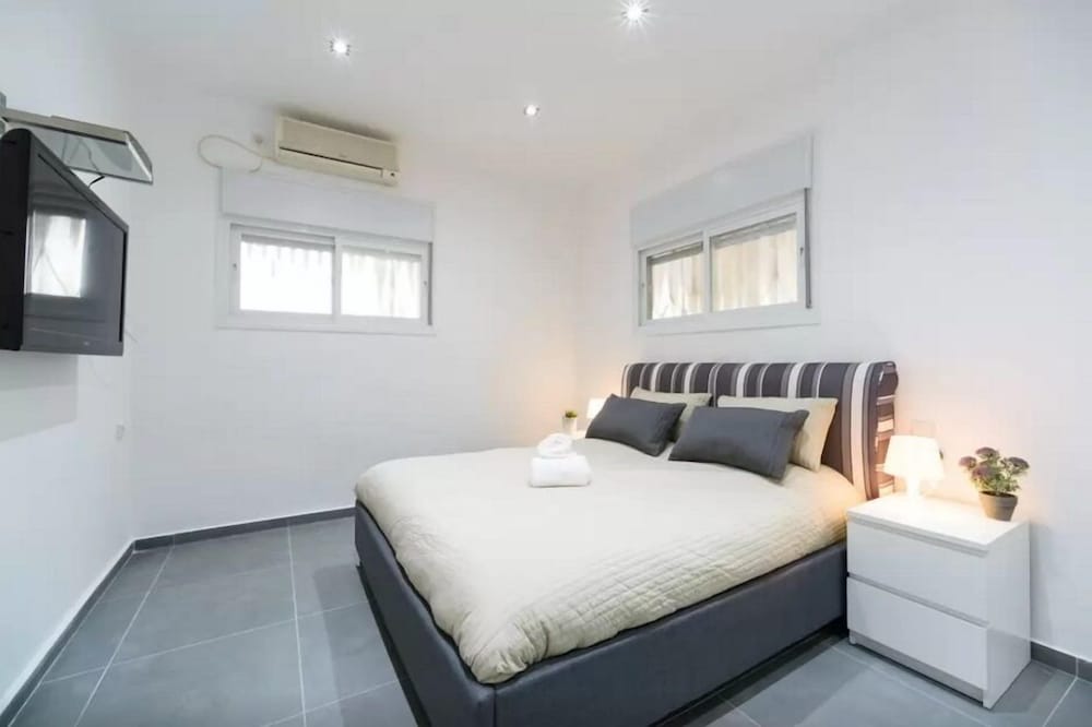 Sea Suites Apartments