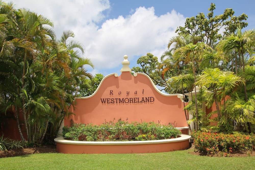 Apartment in Exclusive Royal Westmoreland - 323 by BSL Rentals
