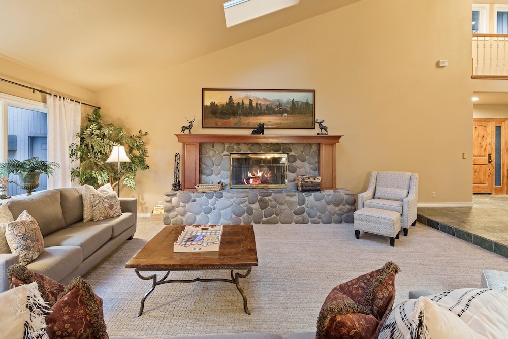 Winners Circle 30 5 Bedroom Home