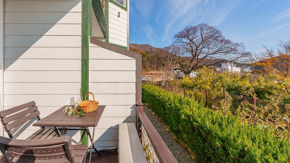 Geoje Peugeot Gomsol Petfriendly Pension