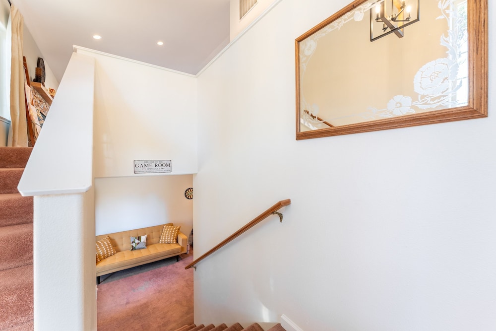 Blitzen by Avantstay Pet-friendly Tahoe Retreat