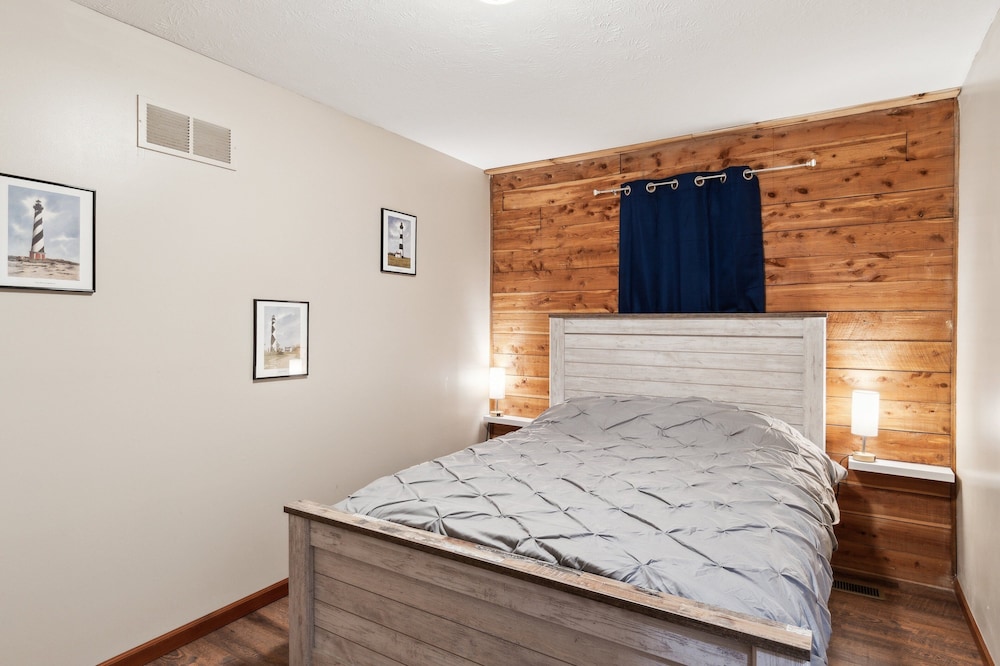 Lakelife At Somerset 4 Bedroom Home