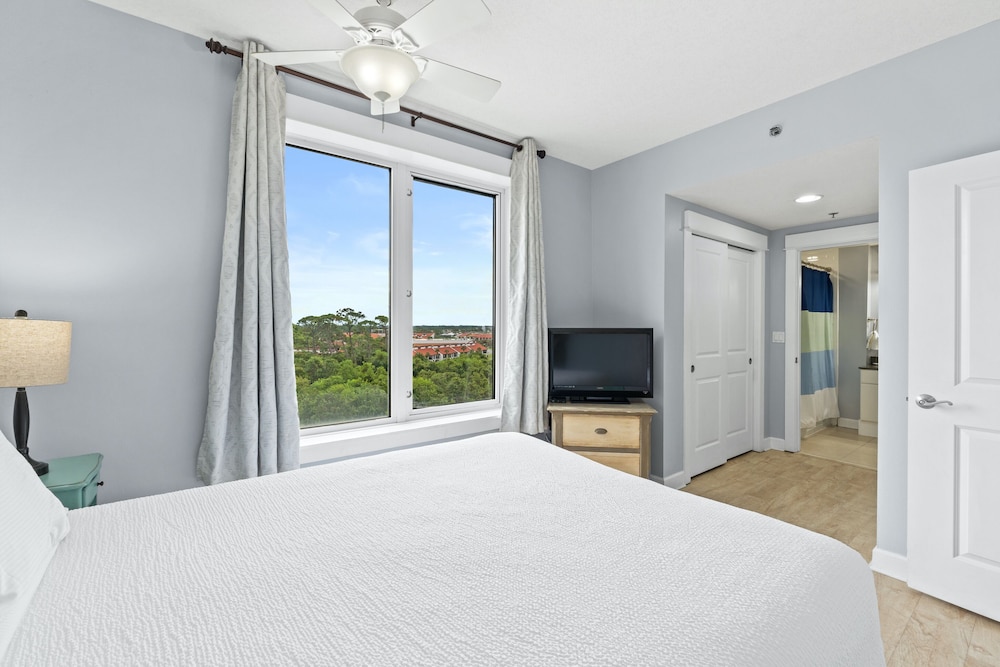 Grand Panama Beach Resort by Panhandle Getaways