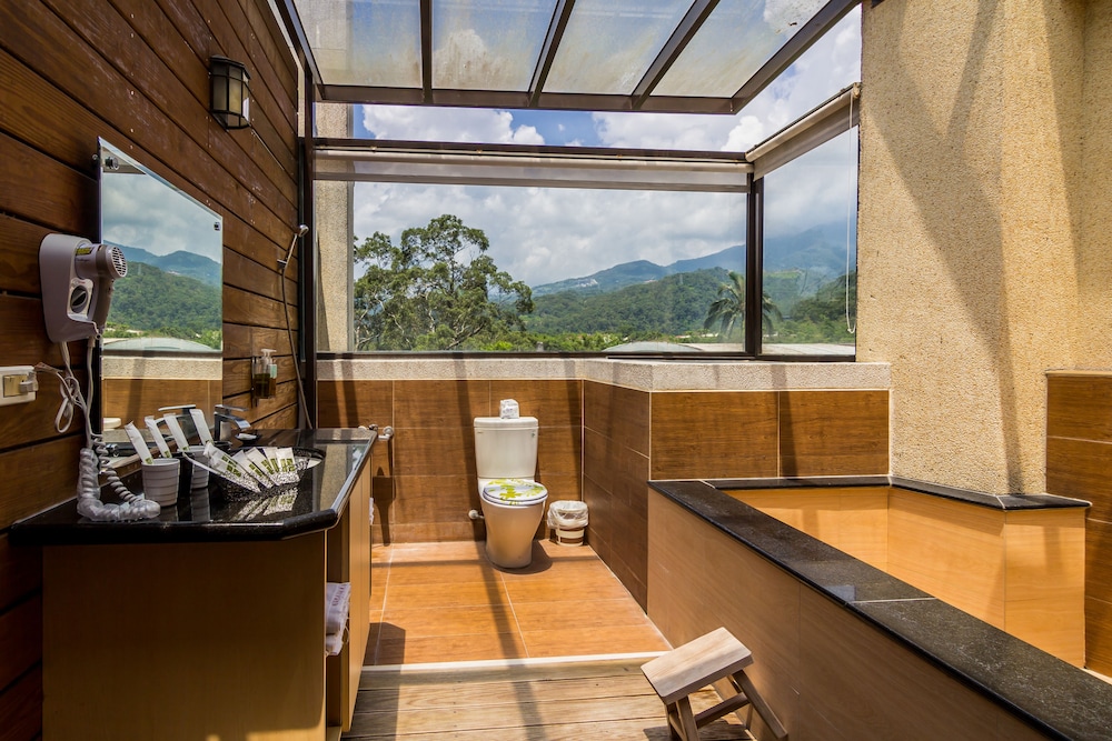 Lovers Hot Spring B&B