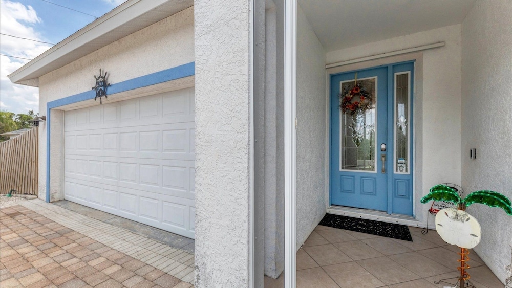 Close To Casey Key Nokomis Beach Pet Friendly Large Yard 3 Bedroom Home