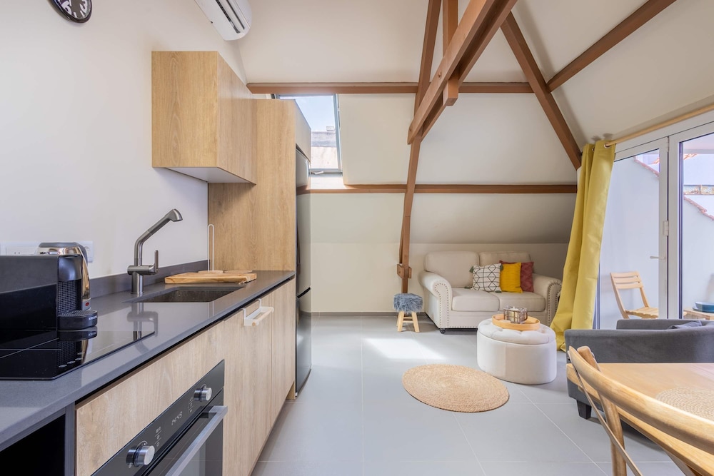 Bright Historic Loft in the Heart of Willemstad