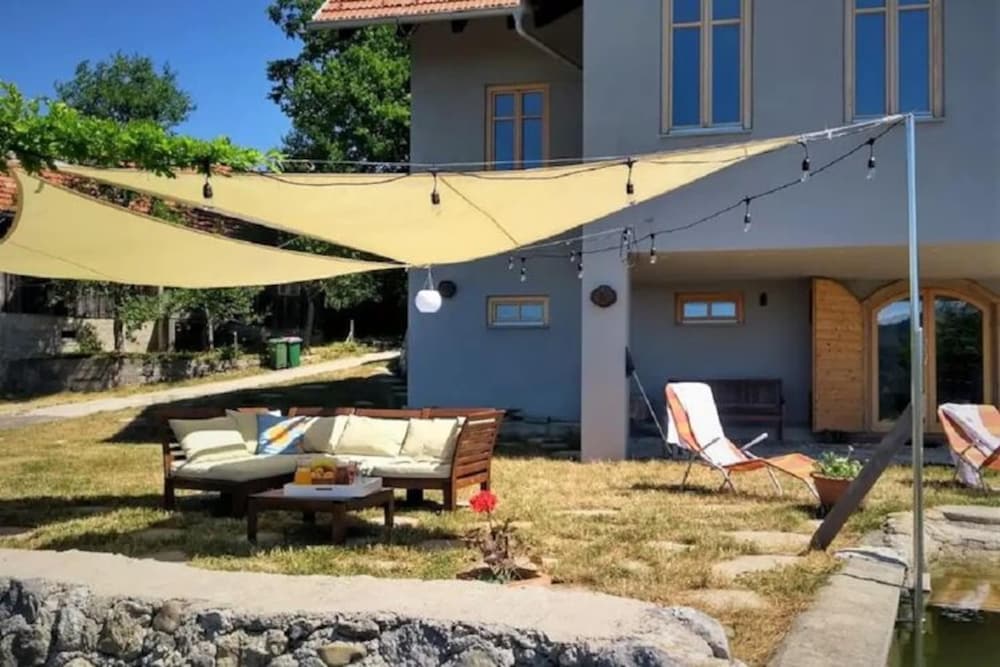 Comfy Holiday Home in Bunjevci With Hot Tub view 5