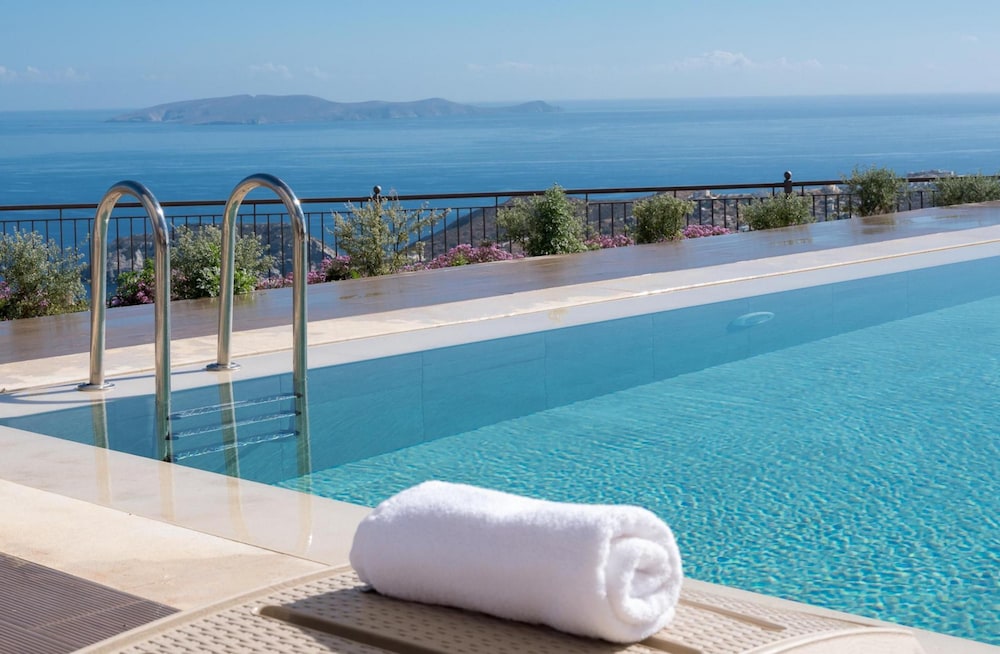 Villa Eolos With Private Pool