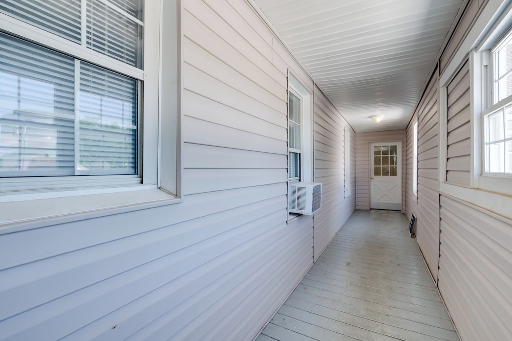Gastropub On-site: Loudoun Wine Country Apartment