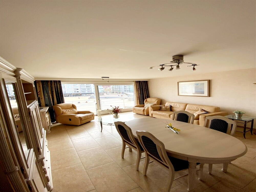 Apartment in Middelkerke With Sea View