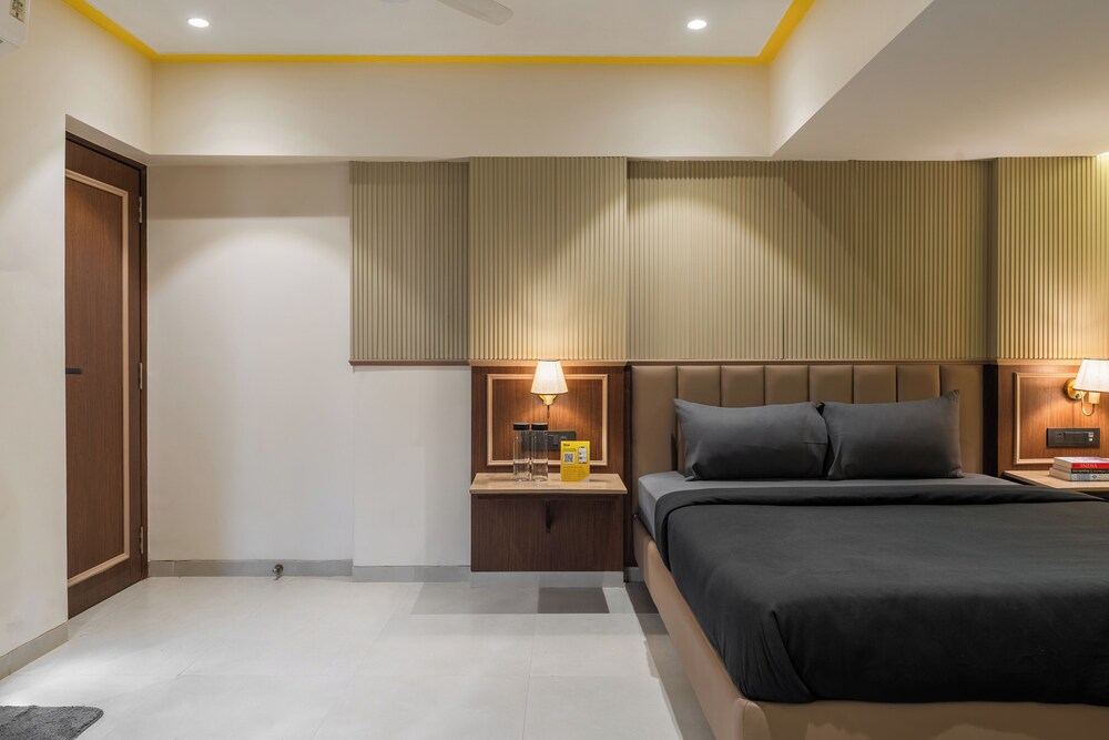 The Hosteller Mumbai, International Airport