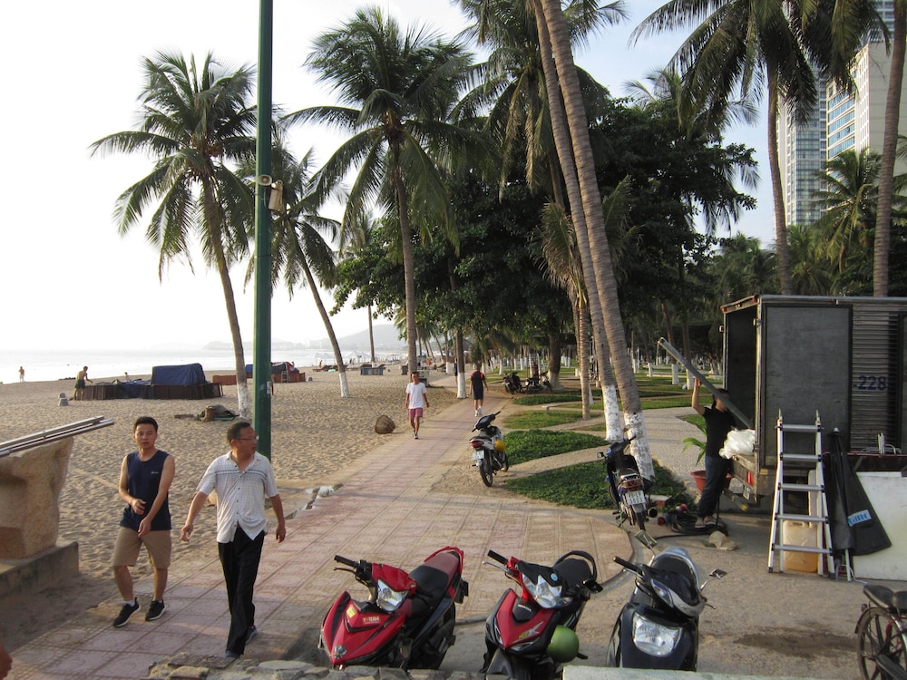 Photo 33