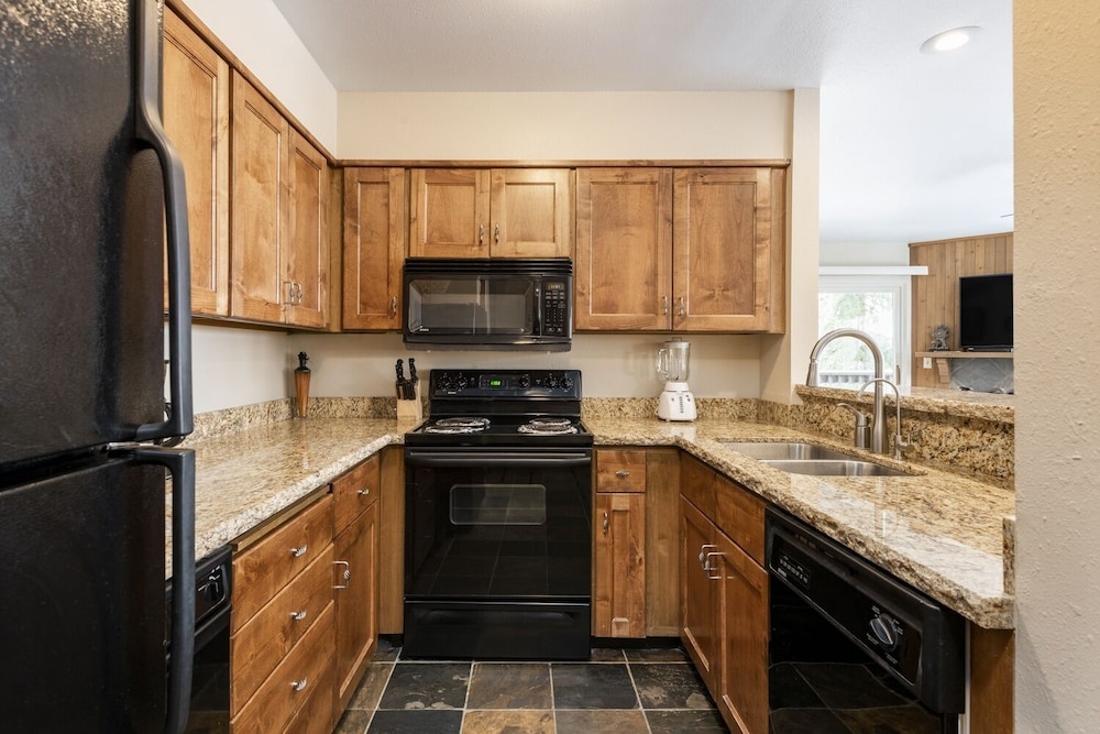 Park City Ski Resort - Snow Flower Vacation Homes